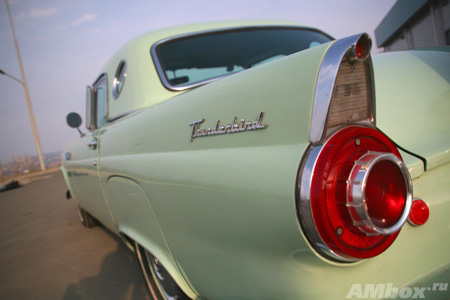 Обзор Ford Thunderbird 1956